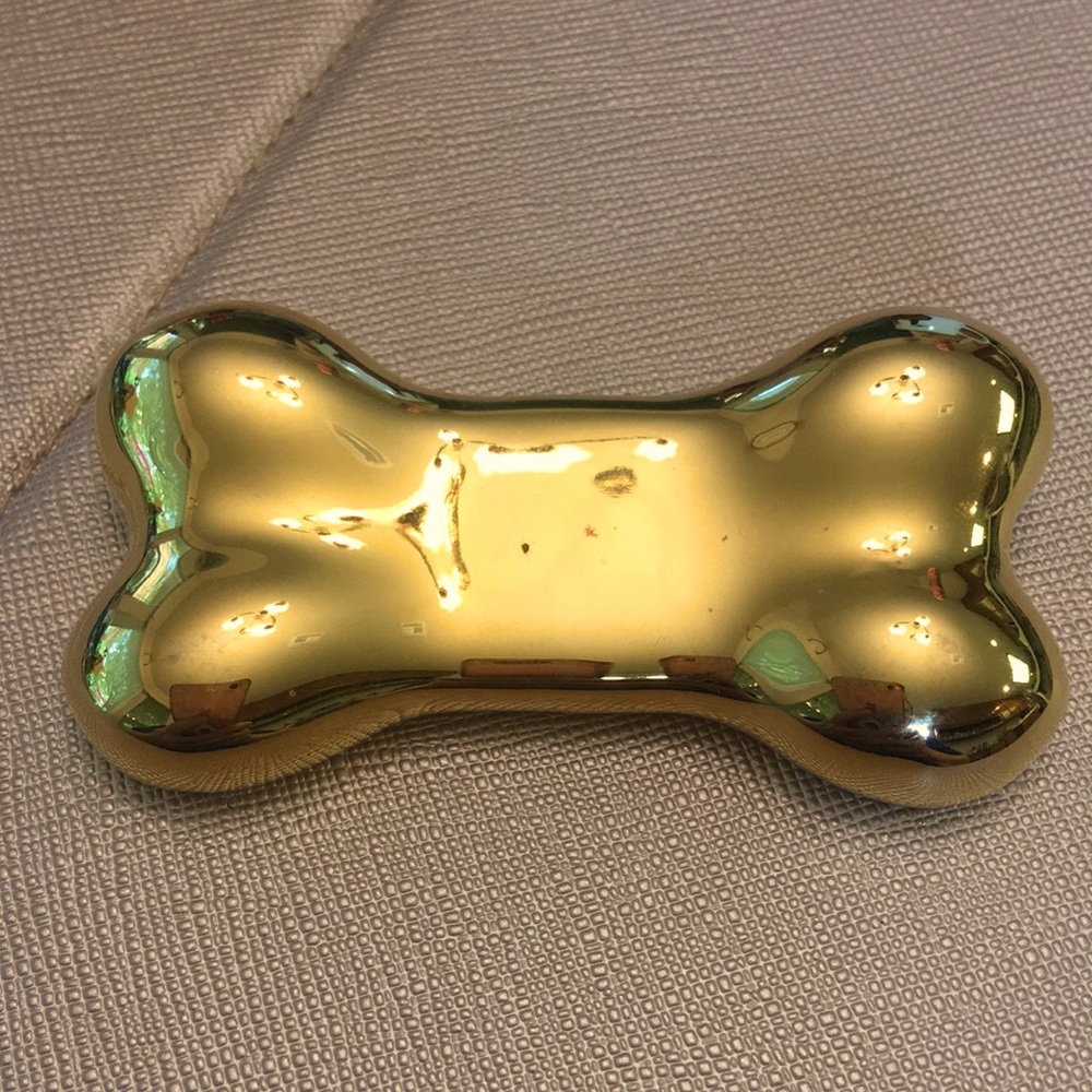🐶🦴DOG BONE PIN - Picture 4 of 4